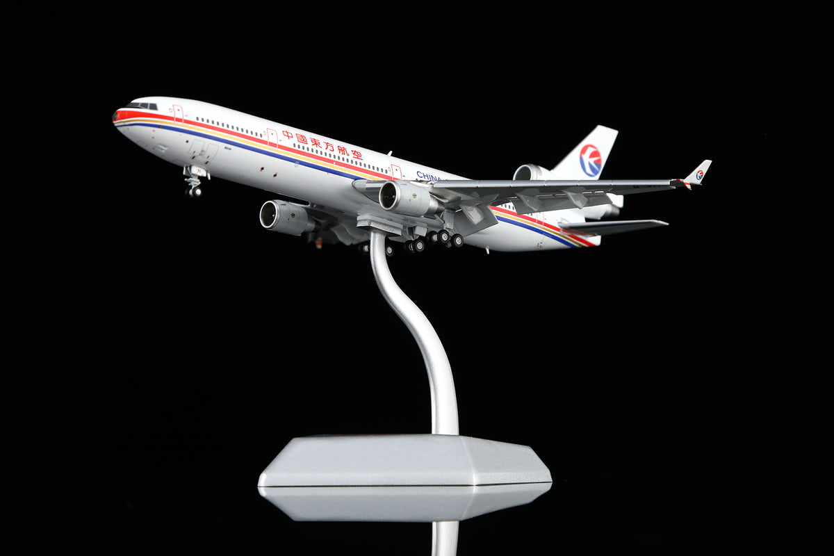 1/400 China Eastern Airlines McDonnell Douglas MD-11F B-2171 M101101F Flaps Down - image 7