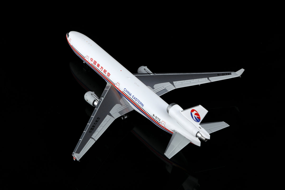 1/400 China Eastern Airlines McDonnell Douglas MD-11 B-2172 M101102 - image 9
