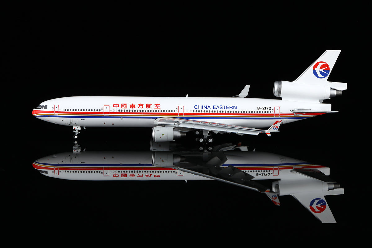 1/400 China Eastern Airlines McDonnell Douglas MD-11F B-2171 M101102F Flaps Down - image 2