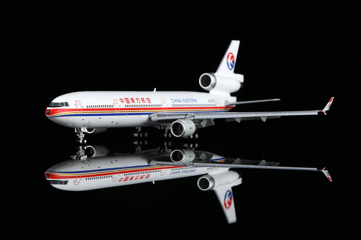 1/400 China Eastern Airlines McDonnell Douglas MD-11F B-2171 M101102F Flaps Down - image 3