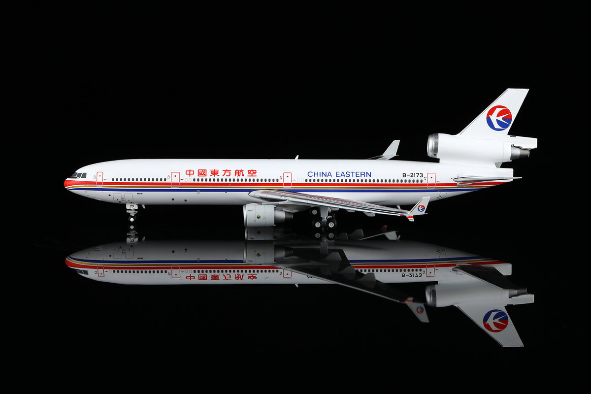 1/400 China Eastern Airlines McDonnell Douglas MD-11 B-2173 M101103 - image 2