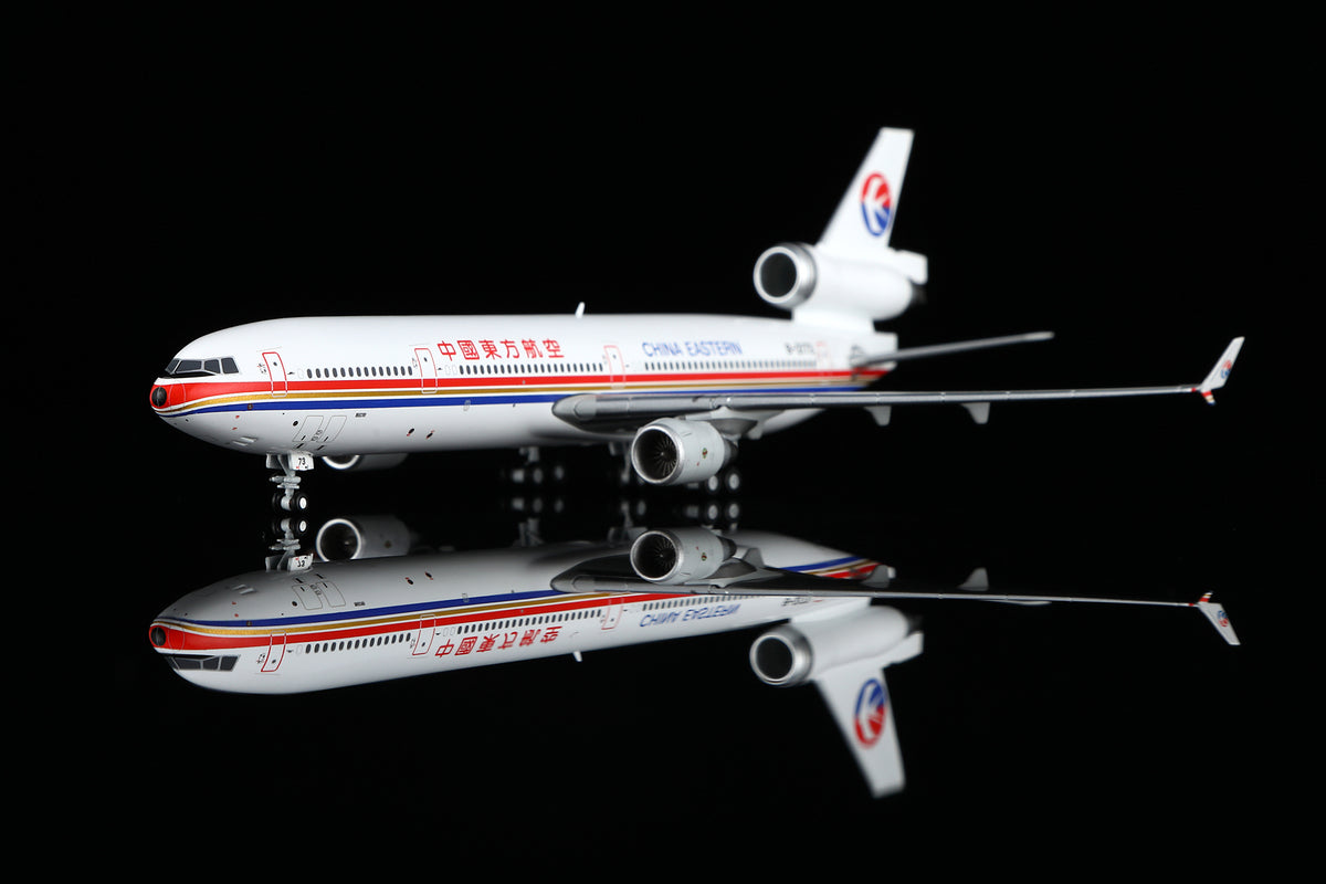 1/400 China Eastern Airlines McDonnell Douglas MD-11 B-2173 M101103 - image 5