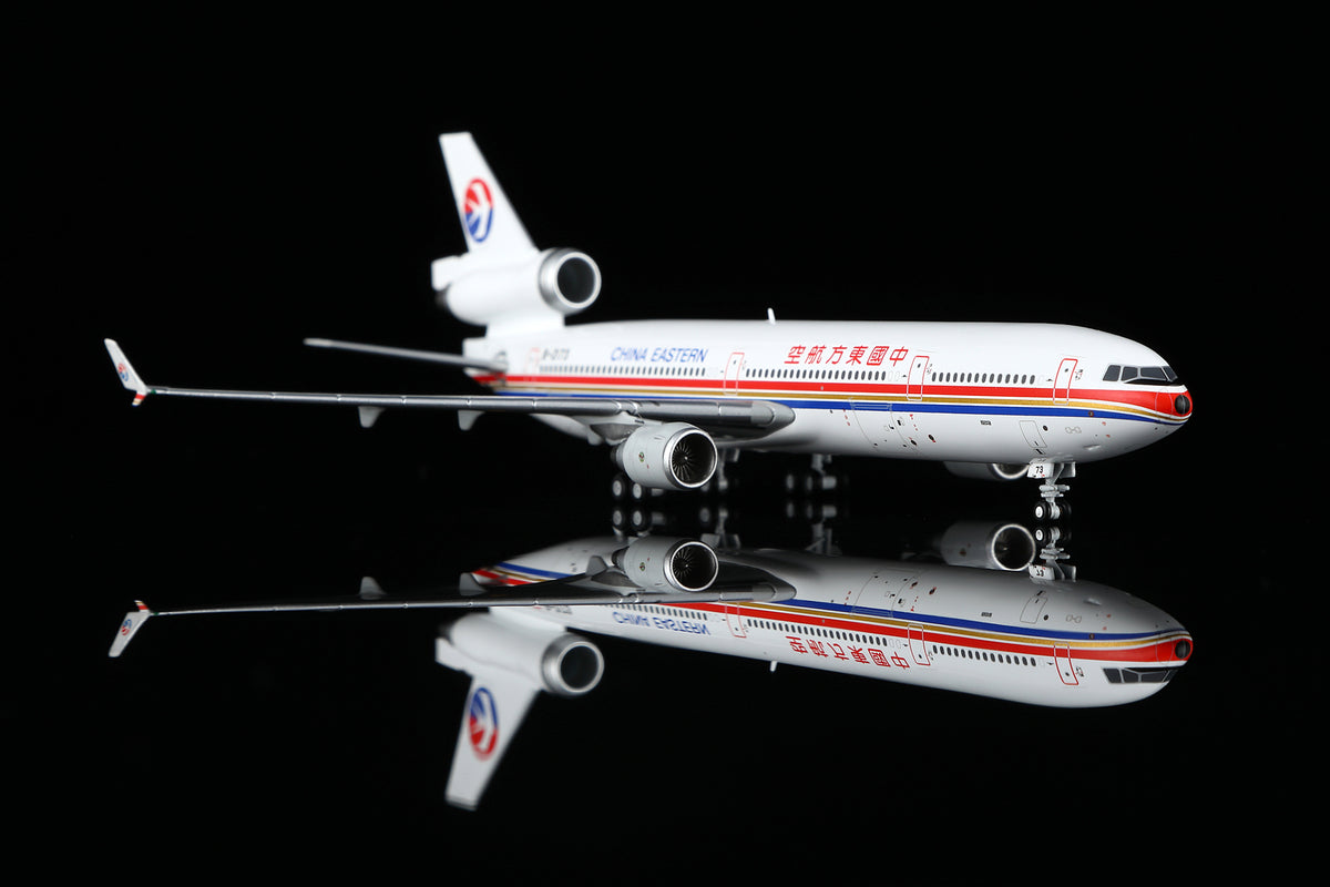 1/400 China Eastern Airlines McDonnell Douglas MD-11 B-2173 M101103 - image 6