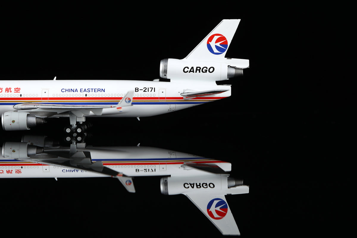 1/400 China Eastern Airlines McDonnell Douglas MD-11F B-2171 M111101C Interactive Series - image 7