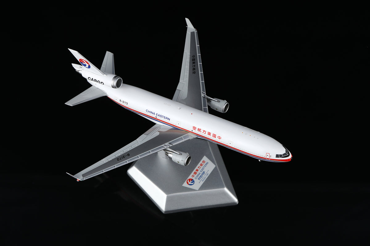 1/400 China Eastern Airlines McDonnell Douglas MD-11F B-2172 M111102C Interactive Series - image 12